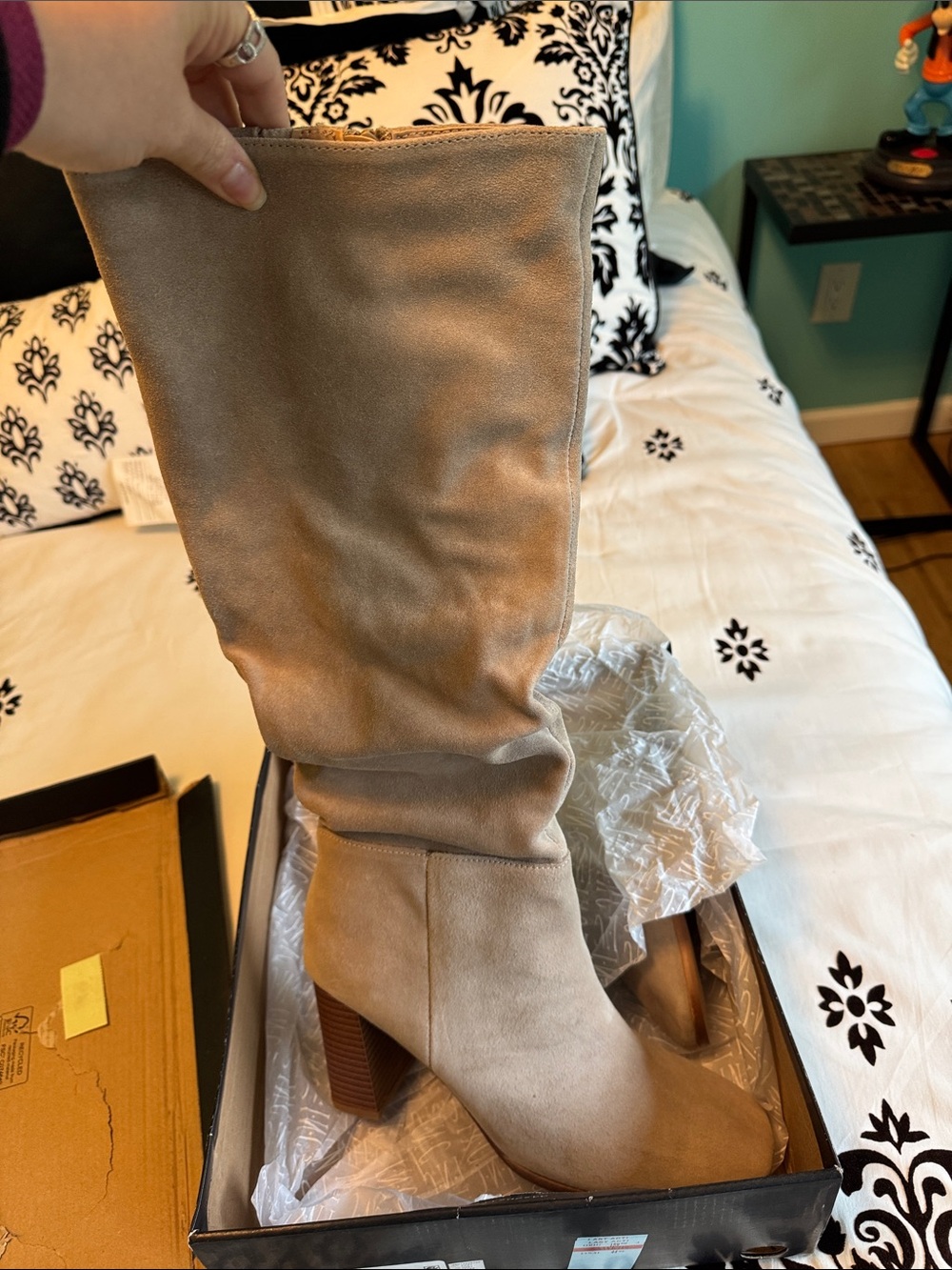Brand new INC Womens Valdal Leather Block Heel Knee-High Boots Taupe - Picture 7 of 10